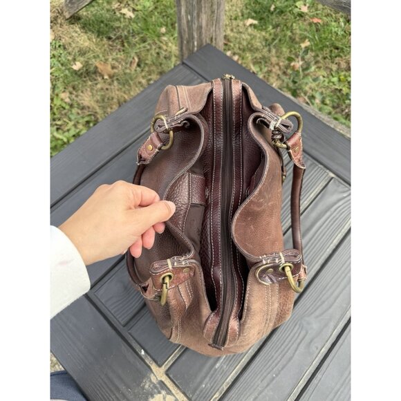 Fossil leather shoulder bag. Tear in liner - Picture 16 of 16